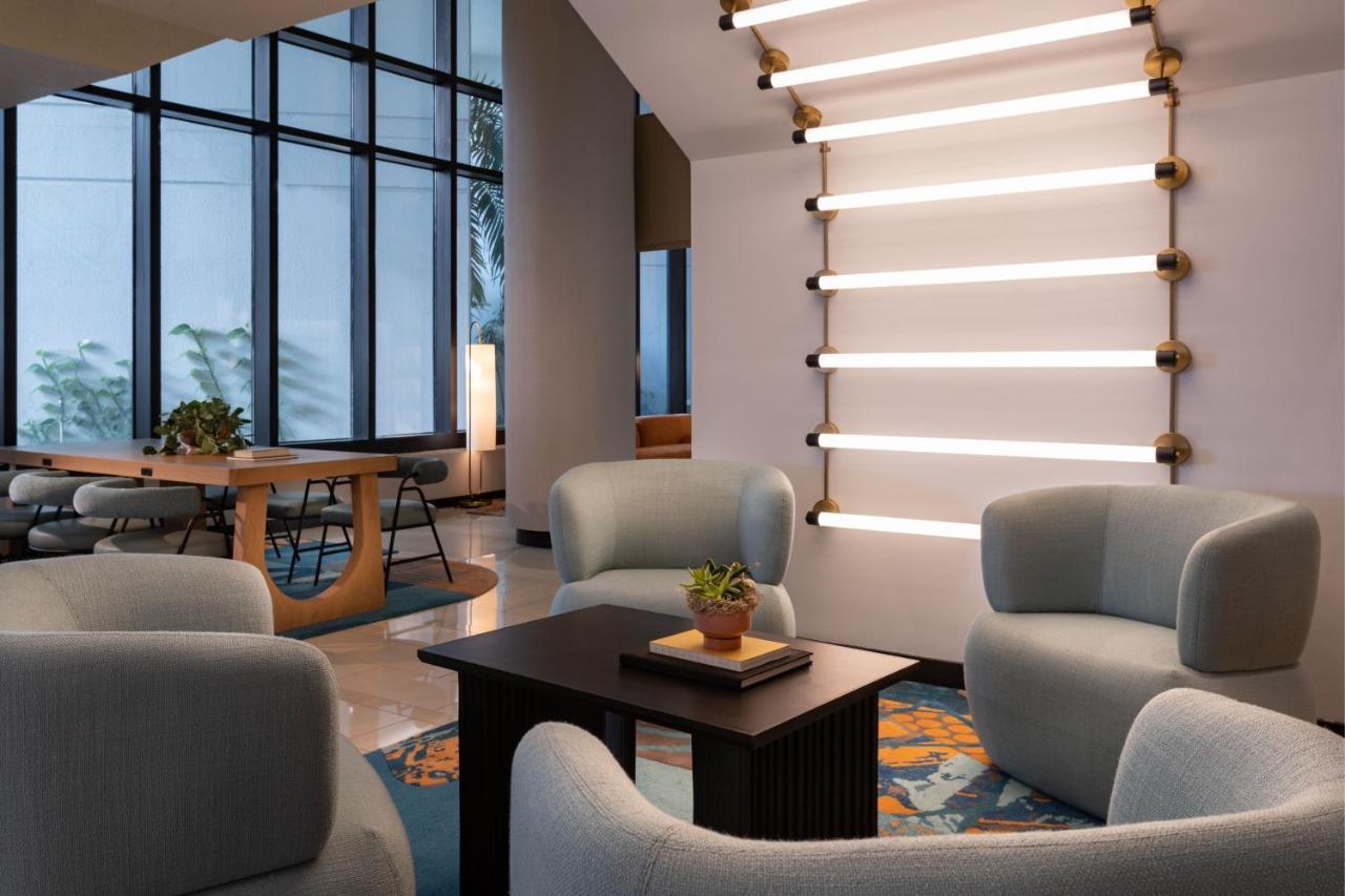 Готель Miami Marriott Biscayne Bay Екстер'єр фото
