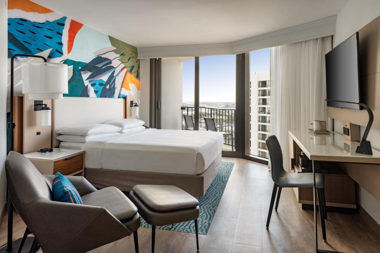 Готель Miami Marriott Biscayne Bay Екстер'єр фото