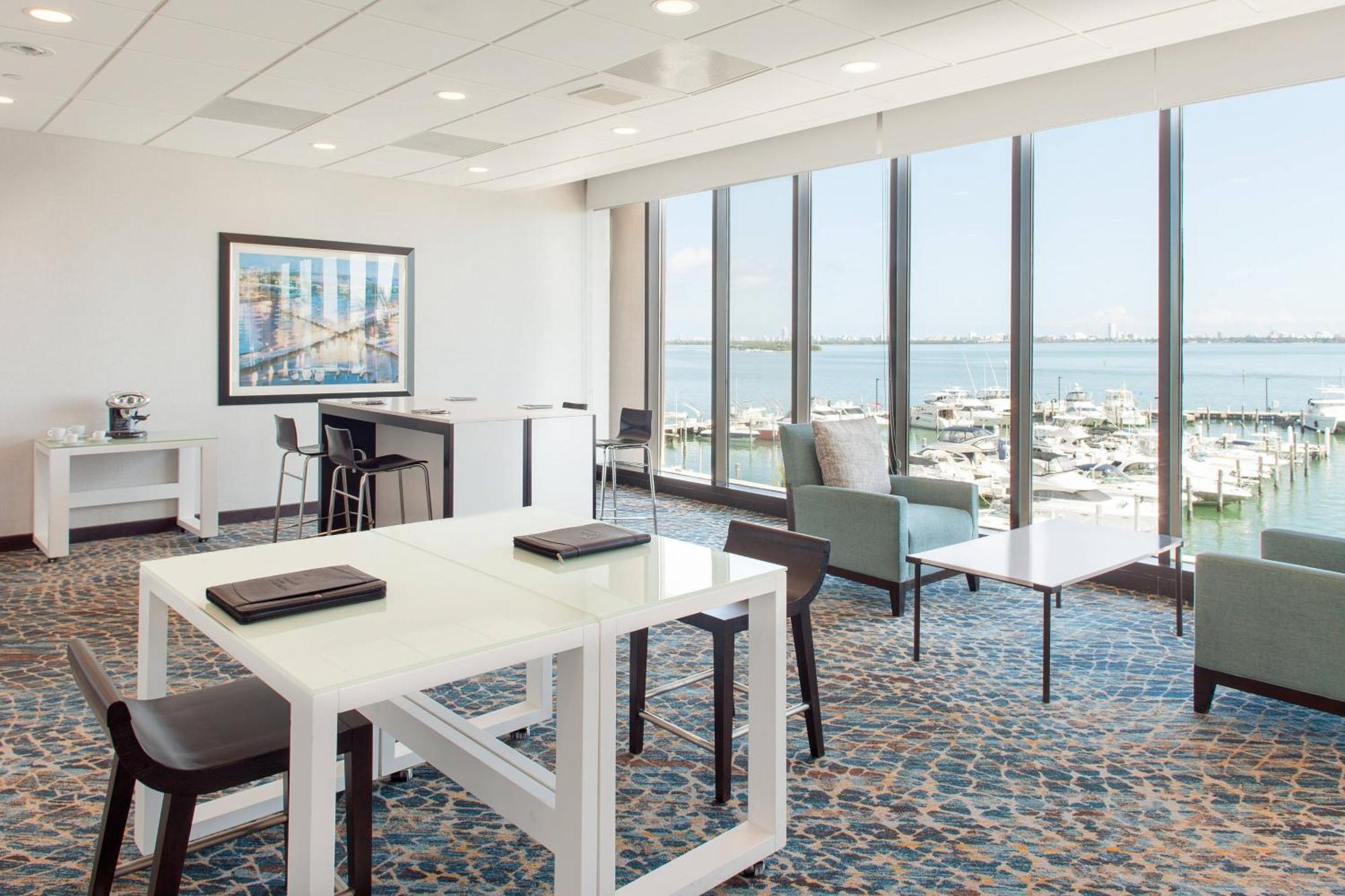 Готель Miami Marriott Biscayne Bay Екстер'єр фото