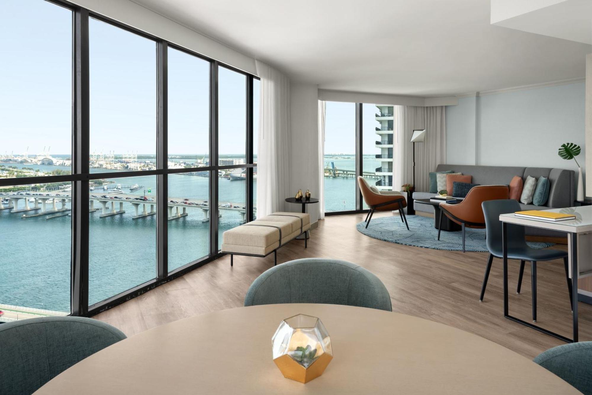 Готель Miami Marriott Biscayne Bay Екстер'єр фото